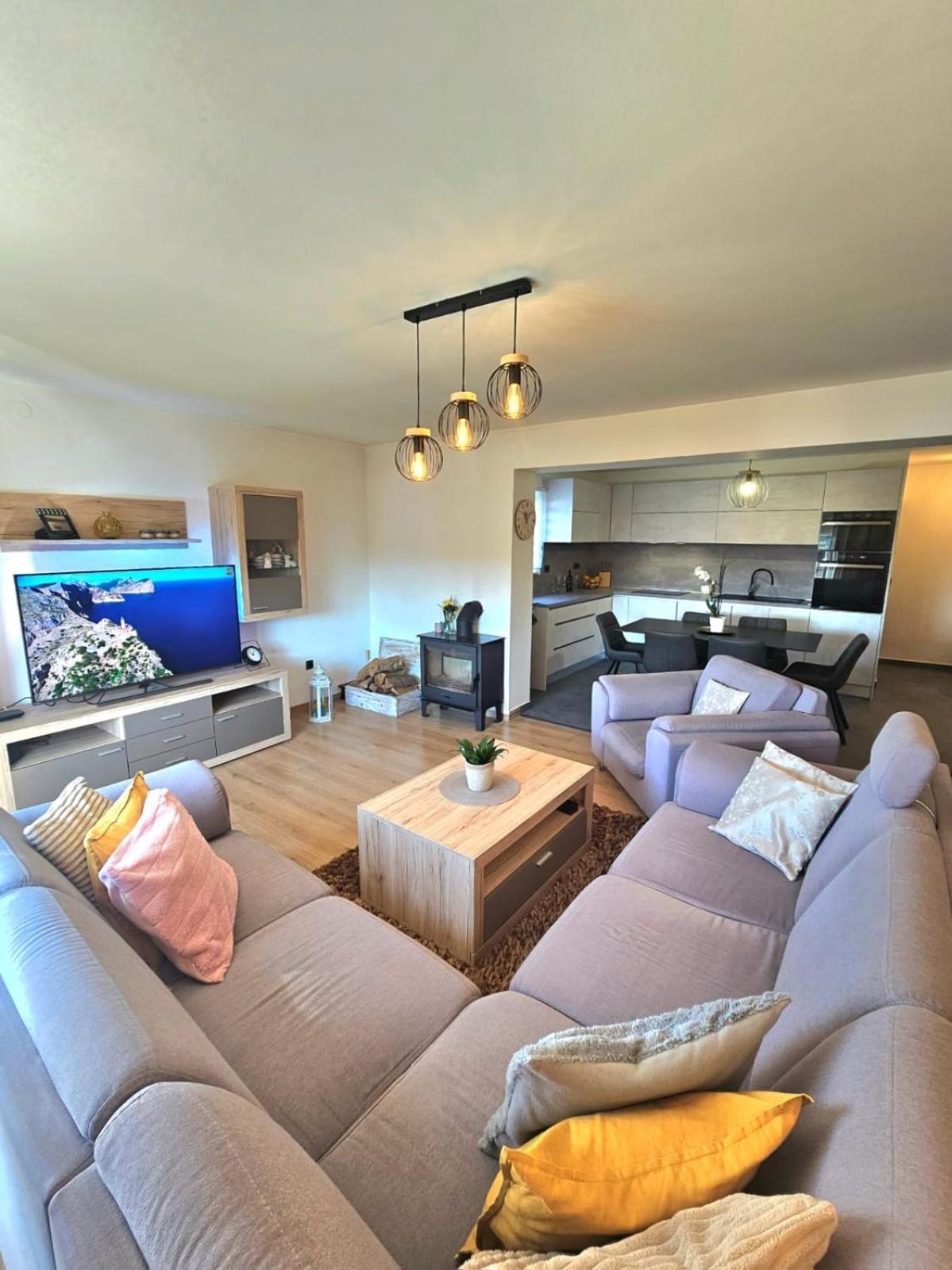 Apartment Paula Jadranovo Exteriör bild